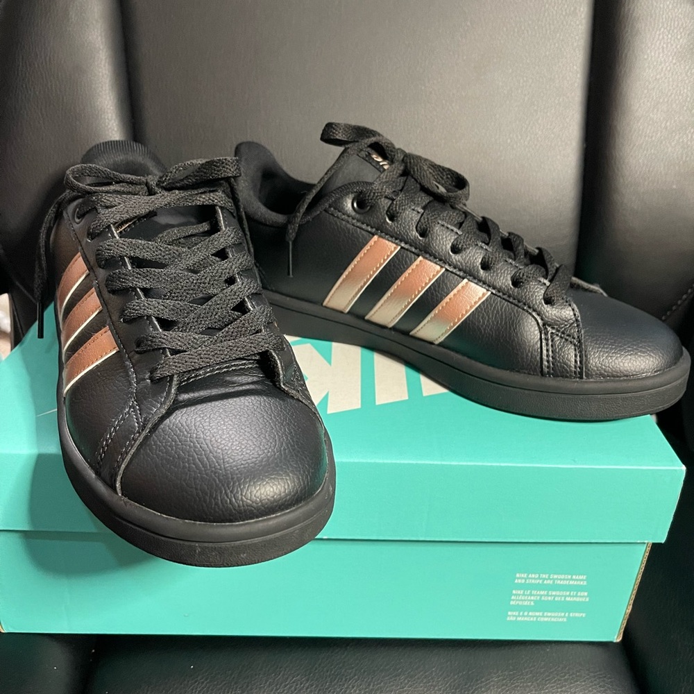 Adidas Neo Cloudfoam Black/Rose Gold Size 7.5